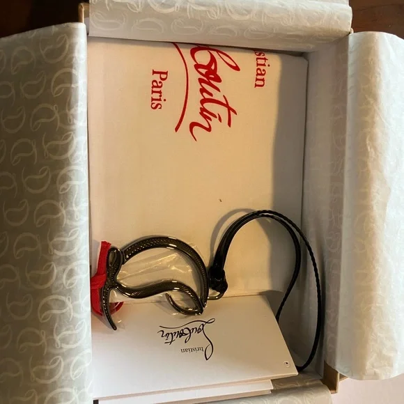 Christian Louboutin Black and Silver BNW FASHIONISTA LIMITED edition bag charm - Picture 5 of 7